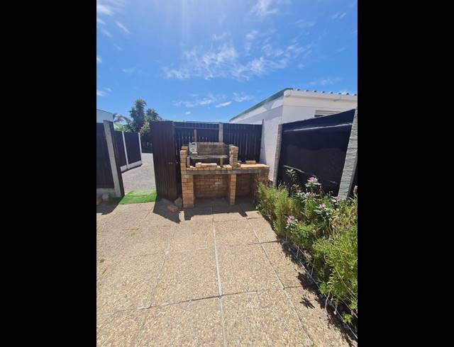 2 BEDROOM PROPERTY TO RENT IN TABLE VIEW